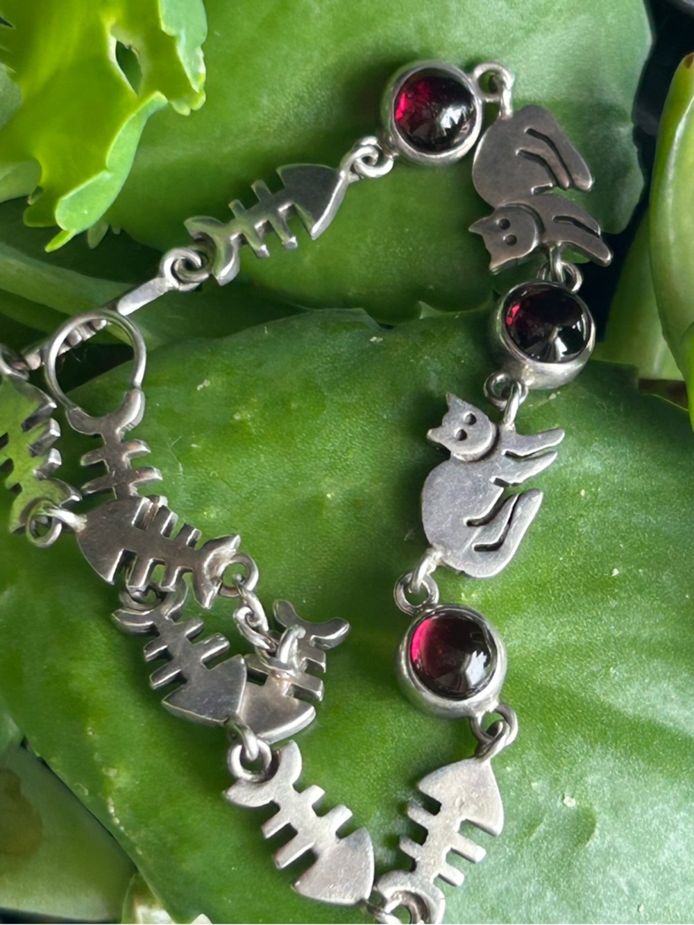 Vintage Fish bones cat garnet gemstone link bracelet sterling silver 925 - Picture 1 of 16